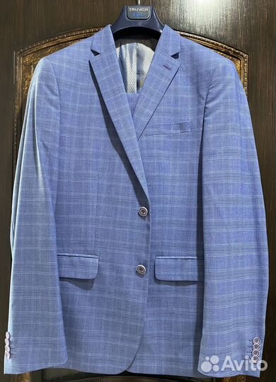 Костюм классический