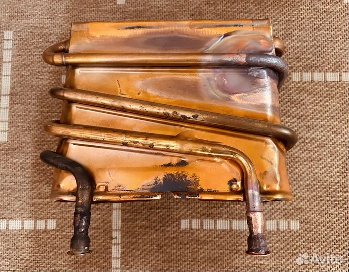 Радиатор б/у (оригинальный) Bosch-Junkers WR-13