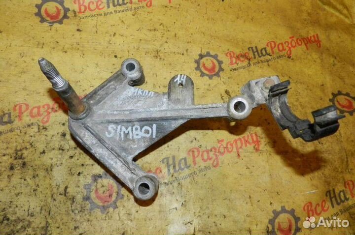Лапа коробки Renault Symbol седан 1.4Л 2005