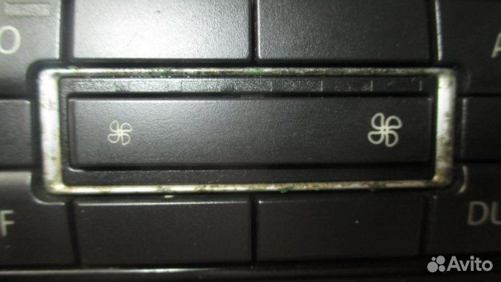 Блок кнопок управления печкой Volkswagen Golf 6