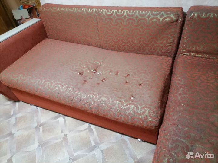 Угловой диван бу