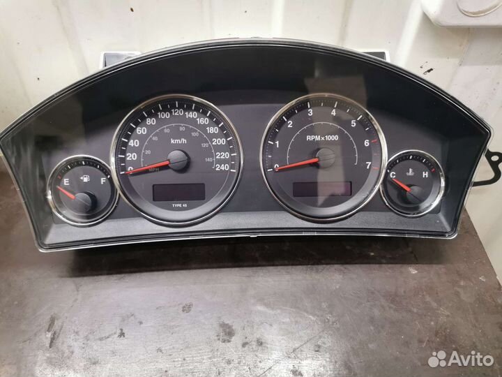 Панель приборов Jeep grand cherokee wk1