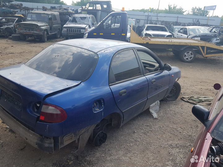 Заднее стекло дэу нексия