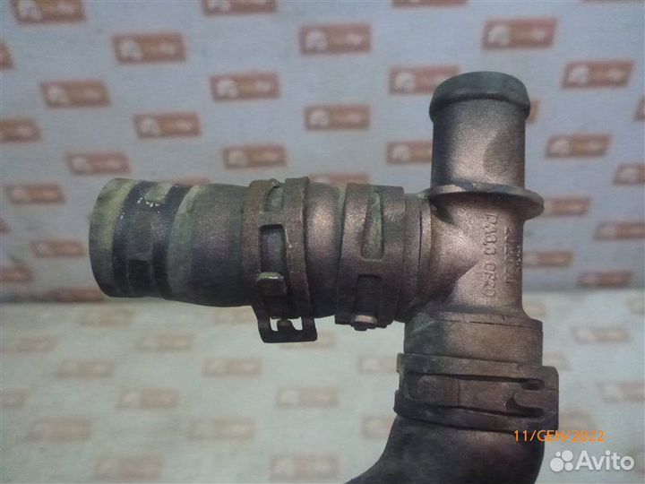 Патрубок системы охлаждения Volkswagen Caravelle