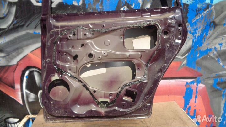 Дверь задняя правая Toyota Verso (AR20)