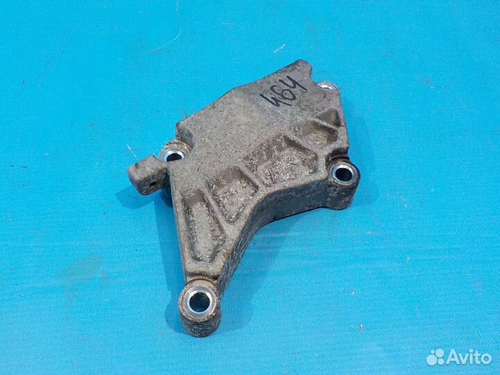 Кронштейн опоры двигателя KIA Sportage 3 2010-2015