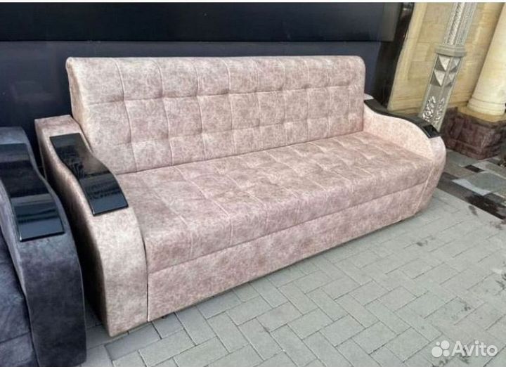 Диван раскладной в наличии не б/у