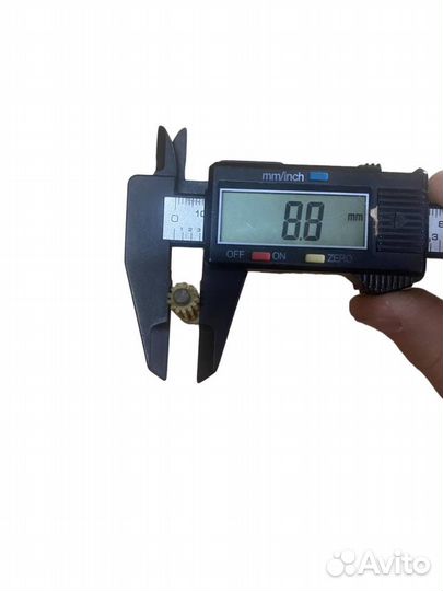 Шестерня маслонасоса Н137142 пластик 530029838