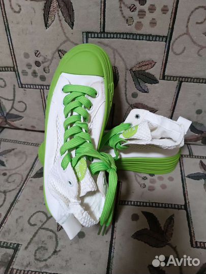 Женская обувь