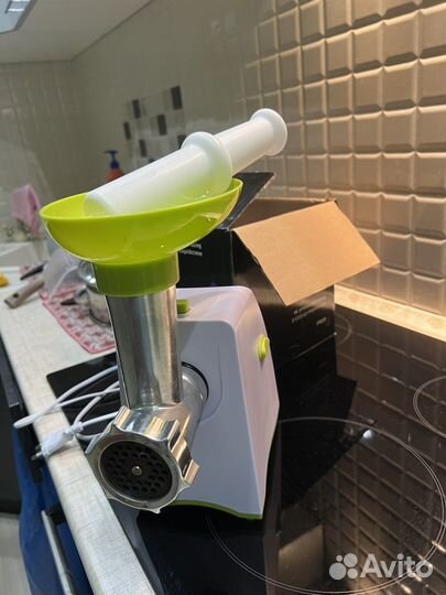 Мясорубка электрическая