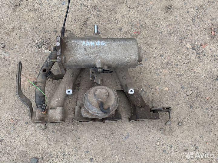 Впускной коллектор chevrolet lanos 1.5