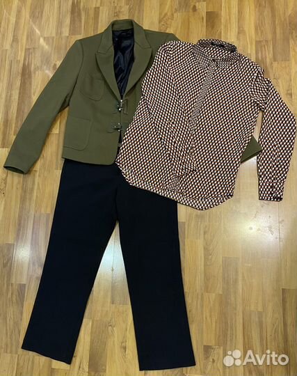 Комплект женских вещей