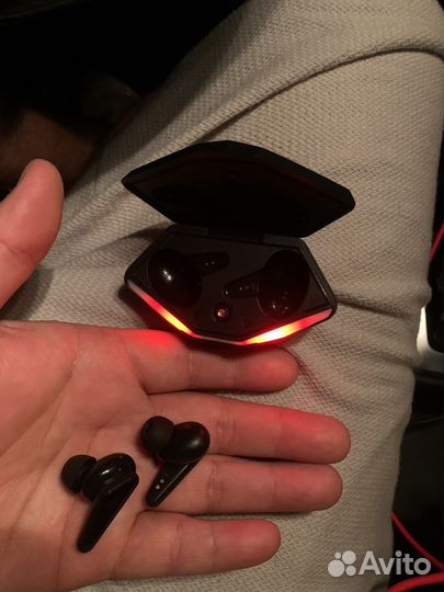 Беспроводныее наушники K55