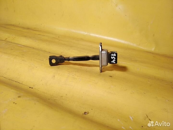 Ограничитель двери Mitsubishi Lancer X лансер 10