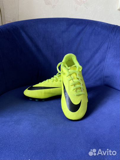 Бутсы кроссовки Nike оригинал детские 33