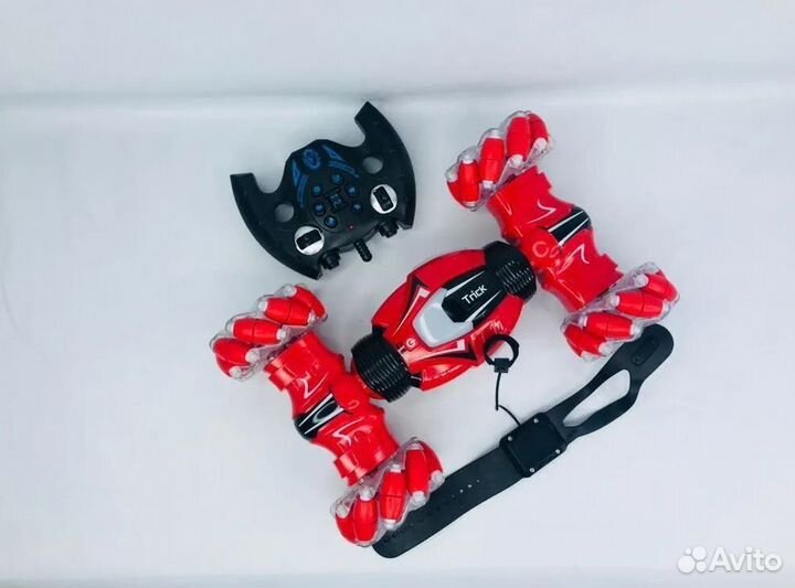 Машинка перевертыш c управлением рукой