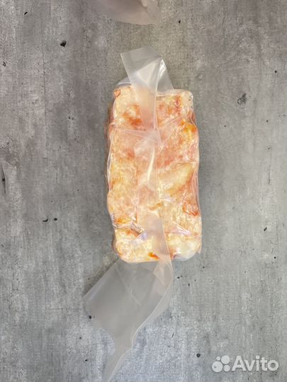 Салатное мясо камчатского краба