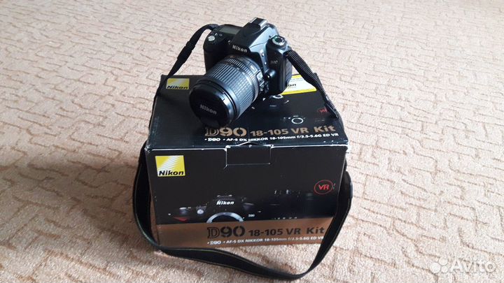 Зеркальный фотоаппарат Nikon D90 kit 18-105