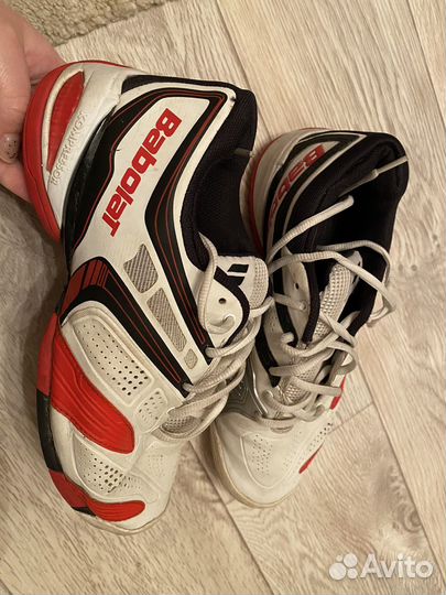 Теннисные кроссовки babolat