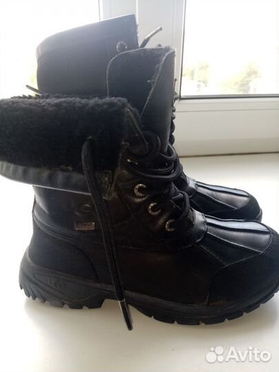Ботинки зимние UGG