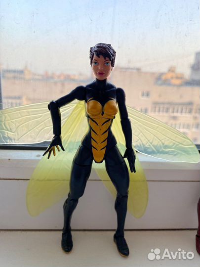 Фигурки marvel и super heros girls