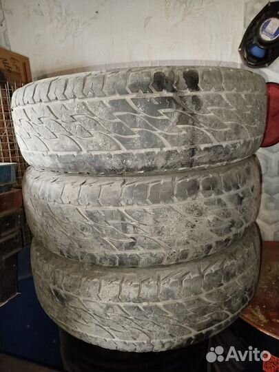 Bridgestone B-style 215/65 R16