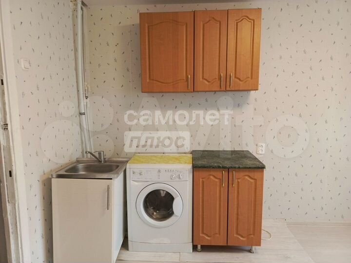 Комната 13 м² в 9-к., 4/9 эт.