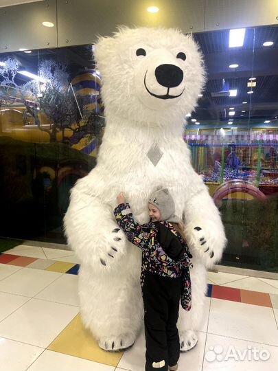 Белый медведь ростовая кукла
