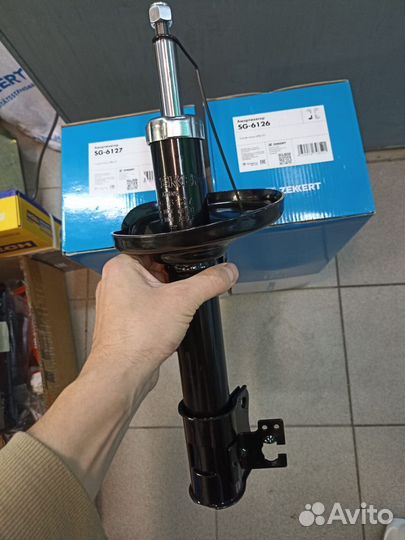 Амортизатор задний Suzuki Liana