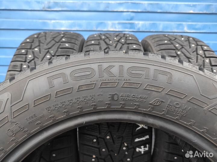 Nokian Tyres Hakkapeliitta 7 SUV 215/60 R17 100T