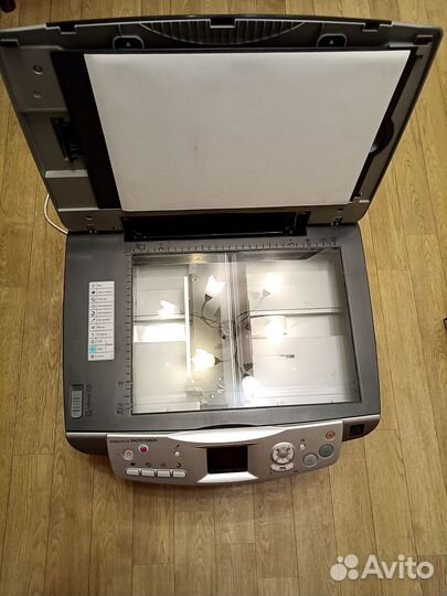 Цветной принтер, сканерEpson Stylus Photo RX620