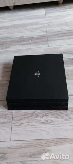 Продам пс 4 Pro на 1tb
