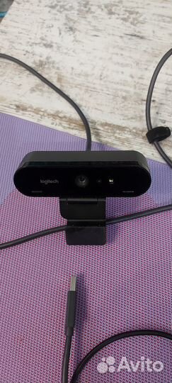 Продаю вэбкамеру Logitech Brio