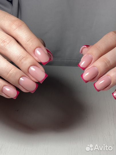 Маникюр и педикюр