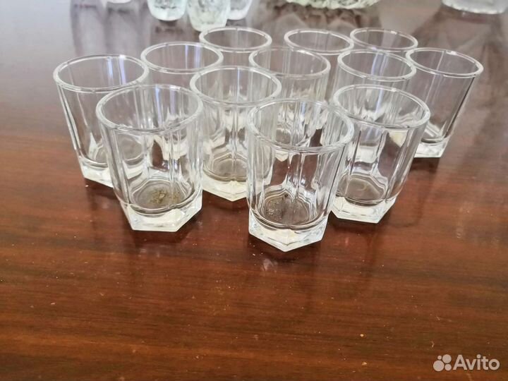 Стаканы, рюмки разные