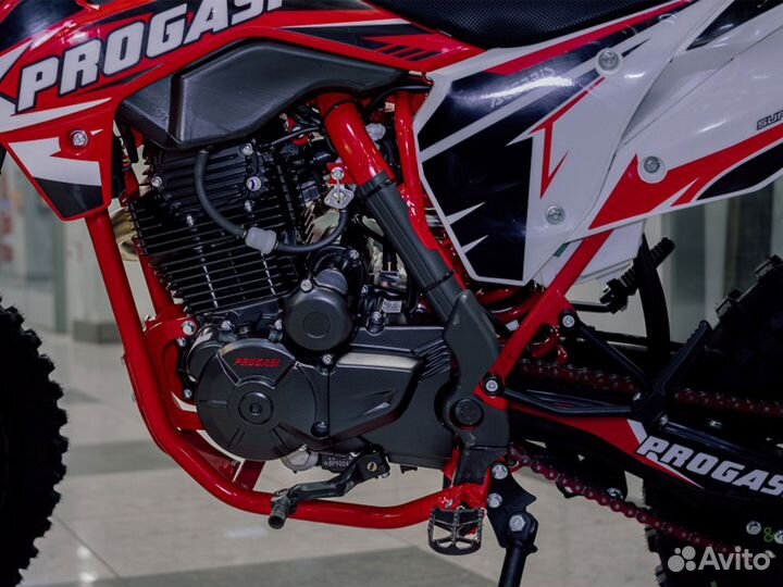 Мотоцикл эндуро Progasi Super MAX 300 витрина