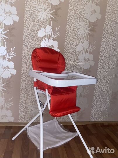 Детский стульчик для кормления