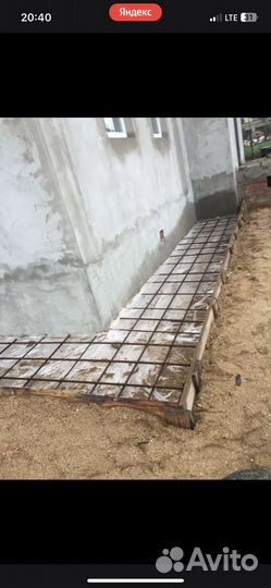 Бригада строителей