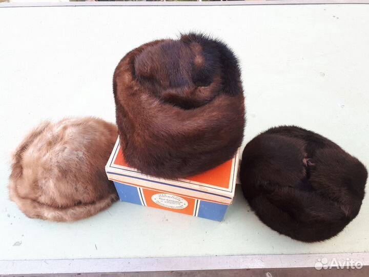 Мужская и женские шапки из натурального меха