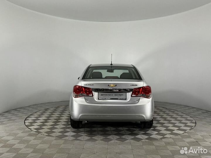 Chevrolet Cruze 1.6 AT, 2011, 221 937 км