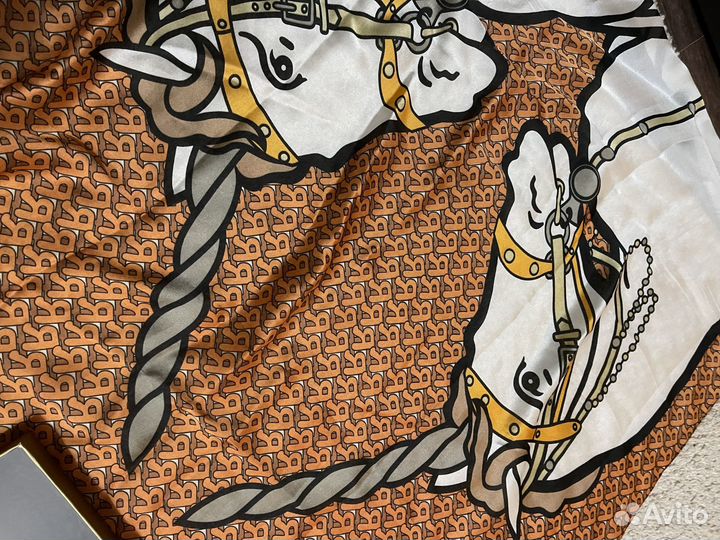 Новый платок в коробке Marco bonne