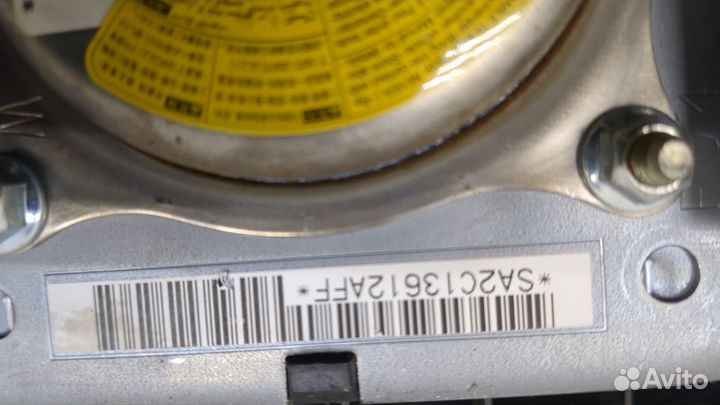 Подушка безопасности водителя Toyota Prius