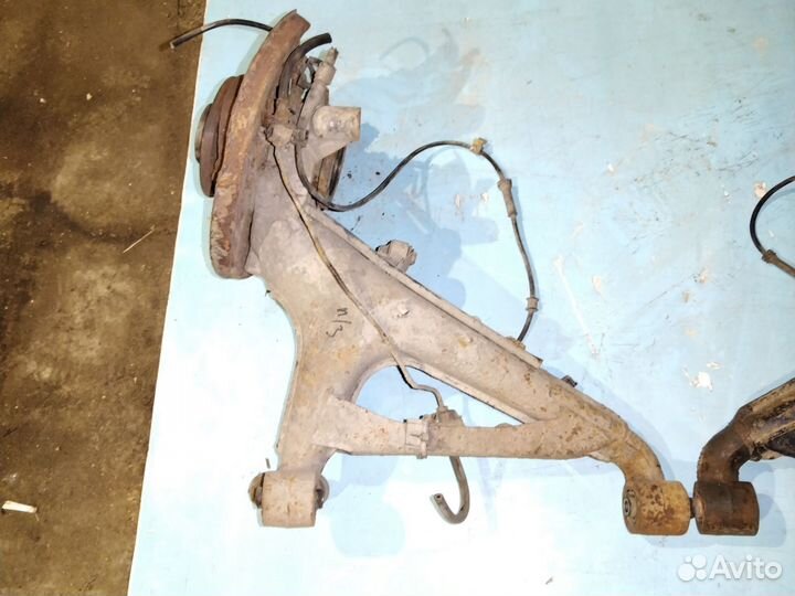 Задние рычаги в сборе bmw 5 e34