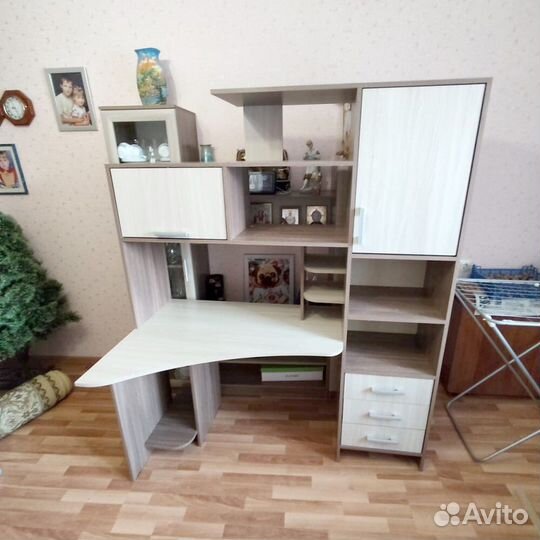 Компьютерный стол новый