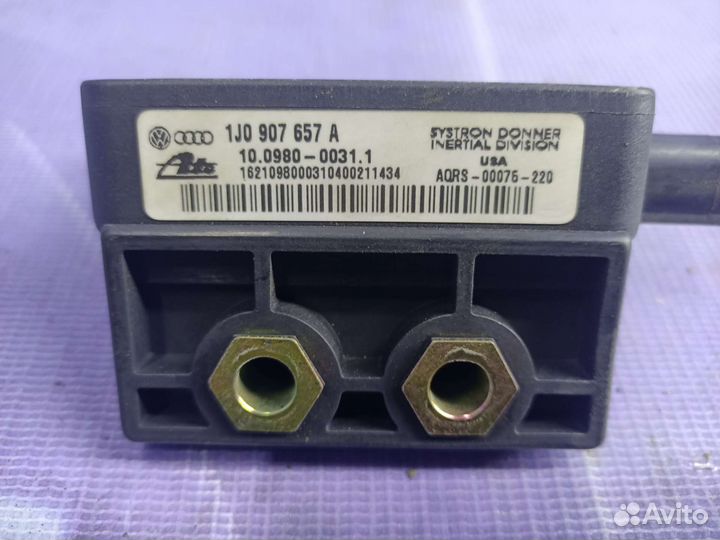 Датчик ускорения Volkswagen Bora/Golf 4