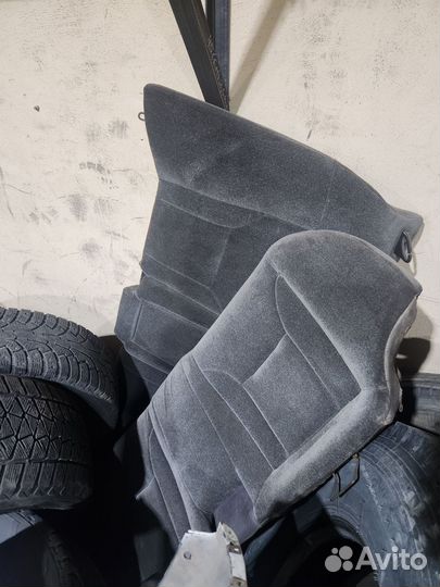 Задний диван. Тойота креста 90
