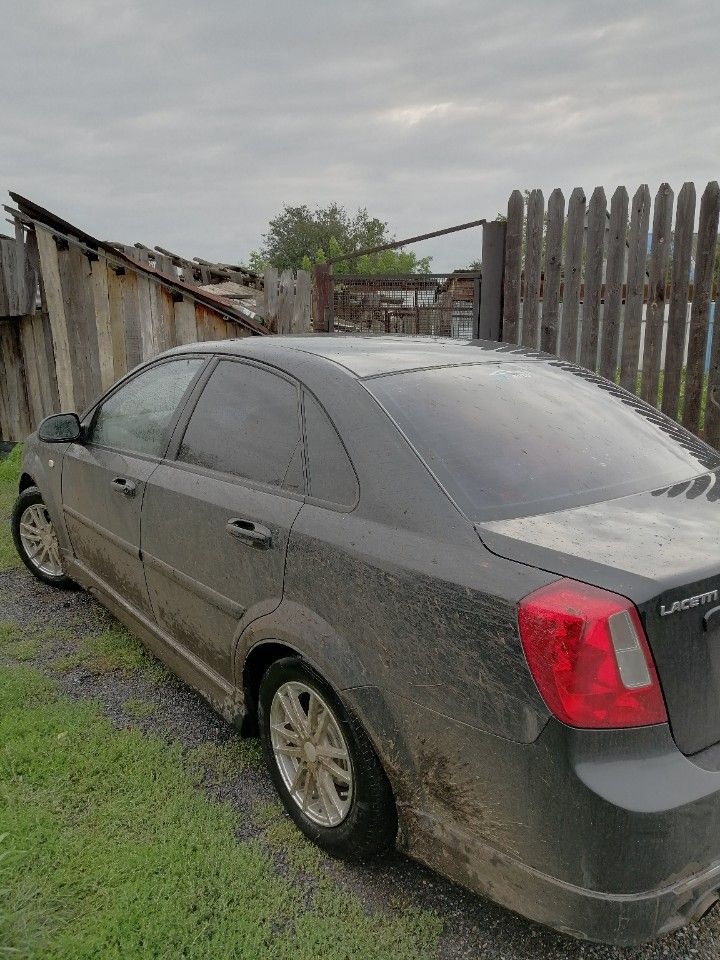 Chevrolet Lacetti: фото владельца