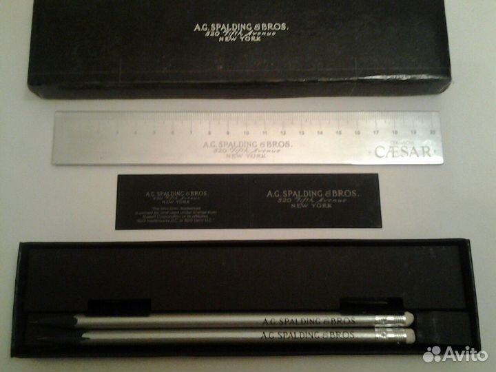 Аутентичный набор принадлежностей