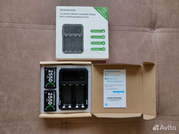 Аккумуляторы Xbox One, X, S с зарядной станцией