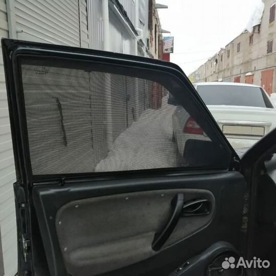 Каркасные шторки Toyota Land Cruiser 200